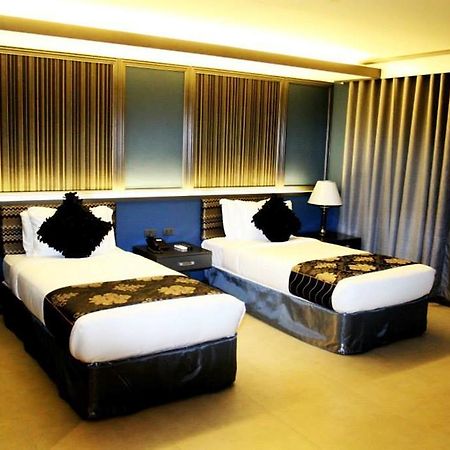 The Pepperland Hotel Legazpi Extérieur photo