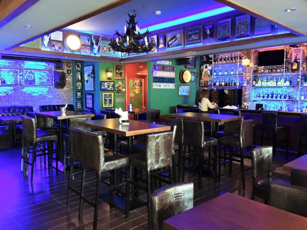 The Pepperland Hotel Legazpi Extérieur photo