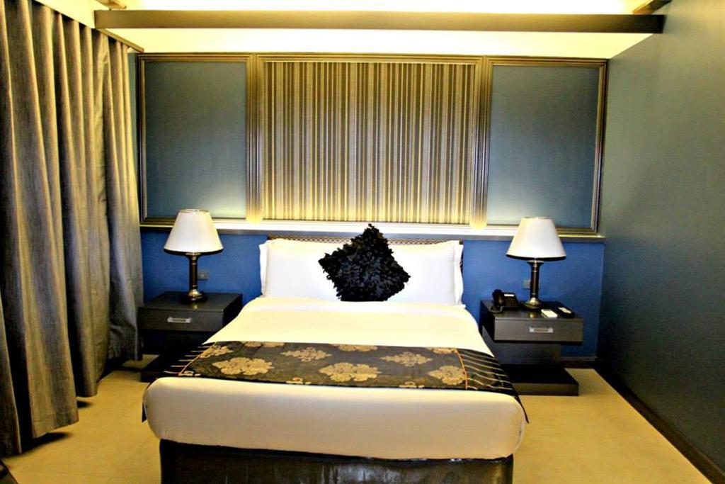 The Pepperland Hotel Legazpi Extérieur photo